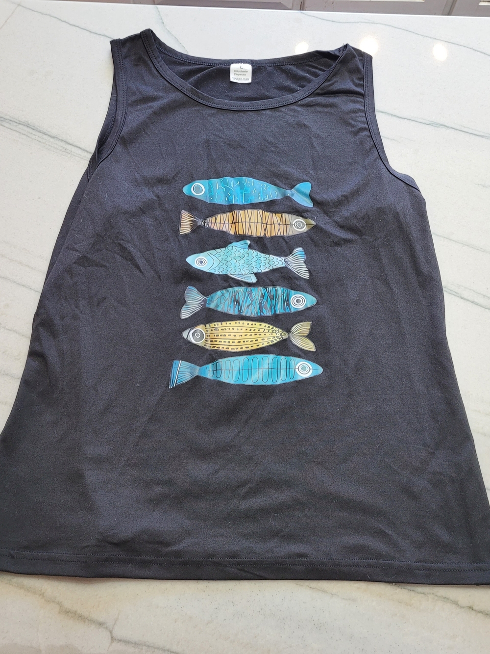 Source Unknown Black Tank Top with Blue and Yellow Fish Graphic